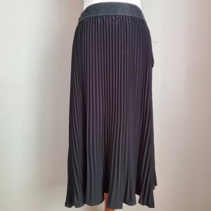 Lularoe XL Jill pleated skirt, Noir, Black